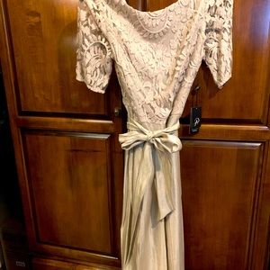 Brand NWT Adriana Papell Lace Bodice Taffeta Tie Dress Size 8